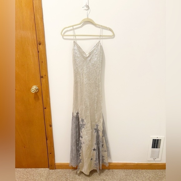 New Tory Burch Star Lace Slip Dress - Picture 5 of 9